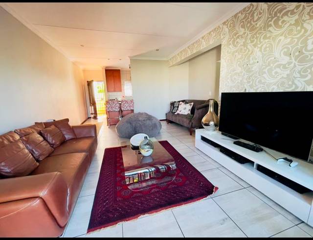 2 BEDROOM TOWNHOUSE FOR SALE IN PAULSHOF